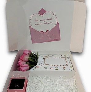 Gift Box With Necklace